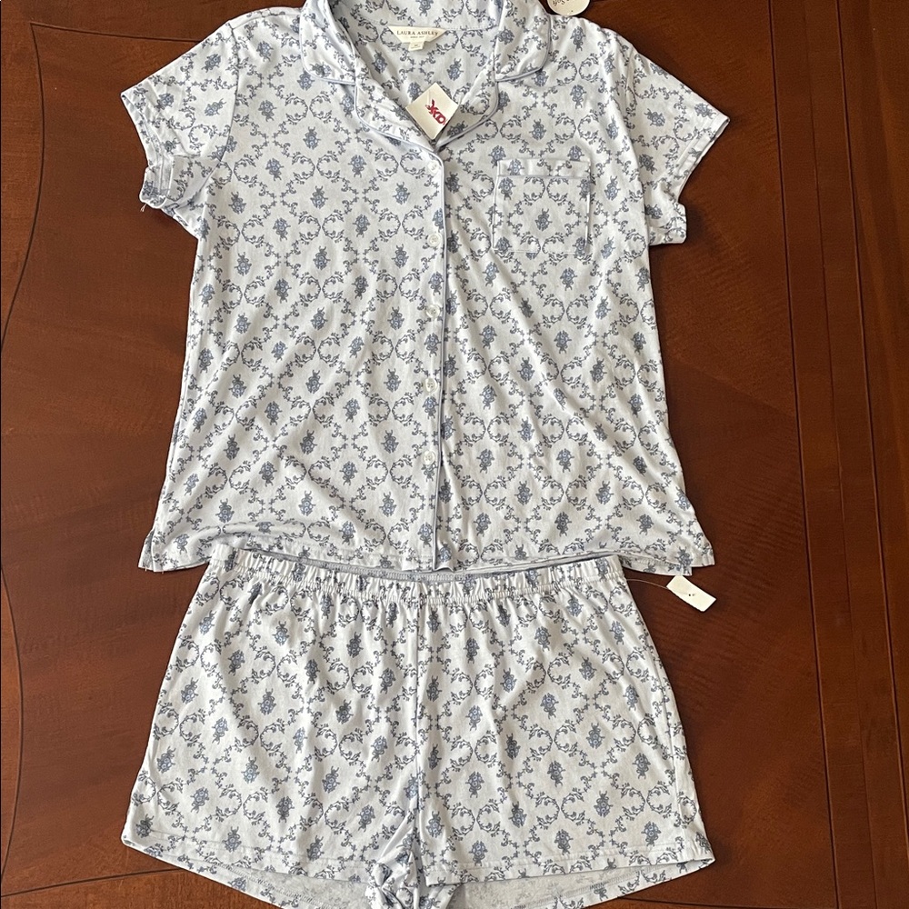 Laura Ashley Blue Patterned Floral Pajama Set
